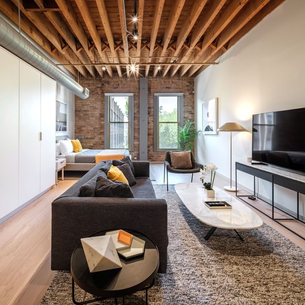Cobbler Square Renovated Studio 2