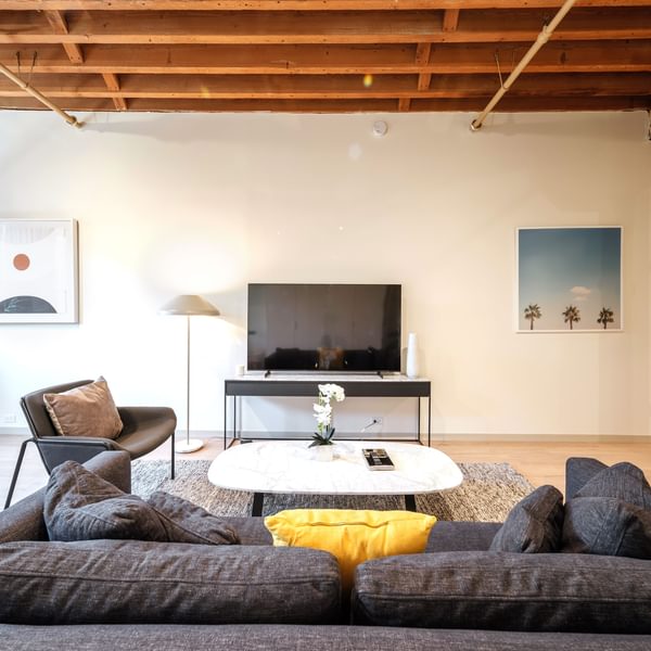 Cobbler Square Renovated Living 1